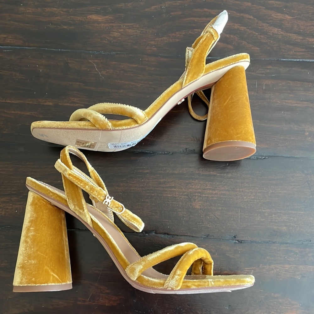 Sam Edelman Kia Strappy Sandals Size 8.5, NWOT